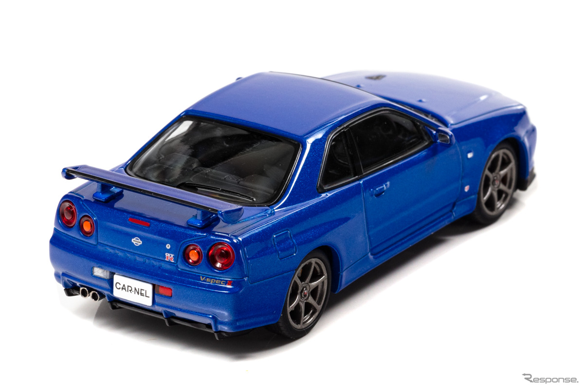 日産 スカイラインGT-R BNR34 VスペックII（ベイサイドブルー）