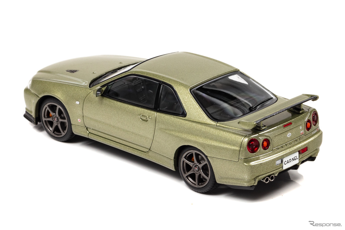 日産 スカイラインGT-R BNR34 VスペックIIニュル（ミレニアムジェイド）