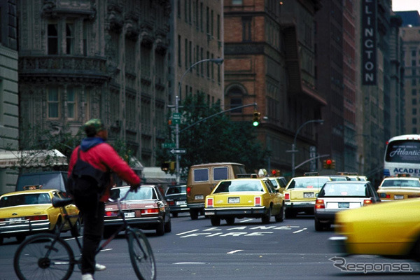 都市の住民は運転コストが高い---おそまつな路面整備