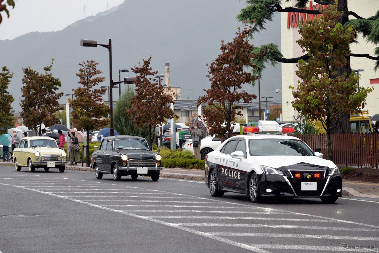 第1回 昭和平成なつかしオールドカー展示会inアリオ上田