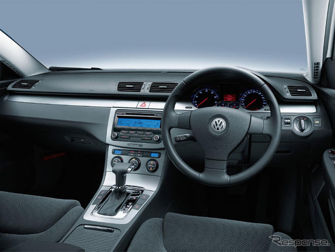 VWパサート TSIコンフォート 一部改良…バイキセノンヘッドライト標準化など