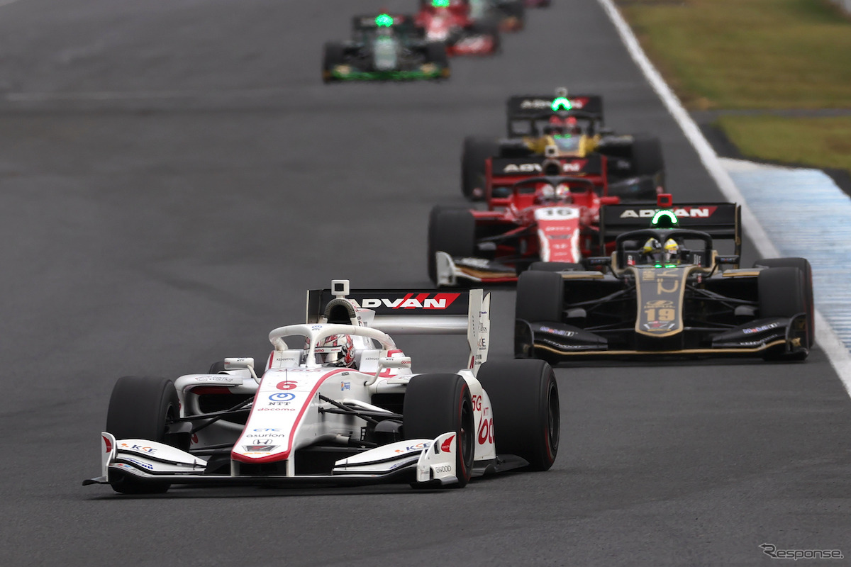 SUPER FORMULA第6戦3位の#6 牧野任祐（DOCOMO TEAM DANDELION RACING）