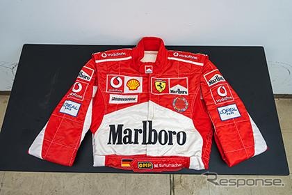 ミハエル・シューマッハが2005年F1ハンガリーGPで着用したレーシングスーツ