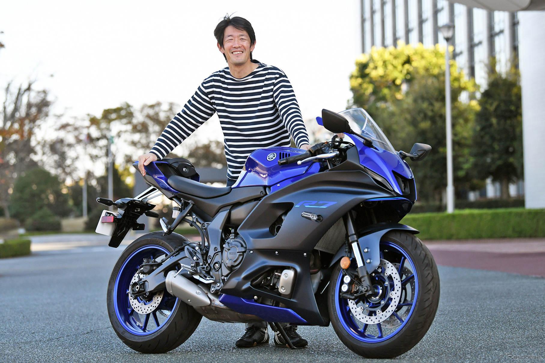 伊丹孝裕氏とヤマハ YZF-R7