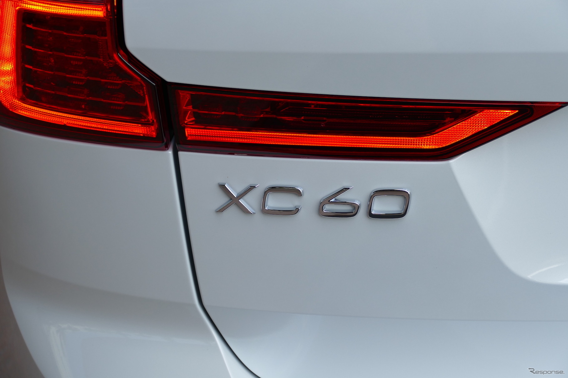 ボルボXC60 B5 AWD Inscription