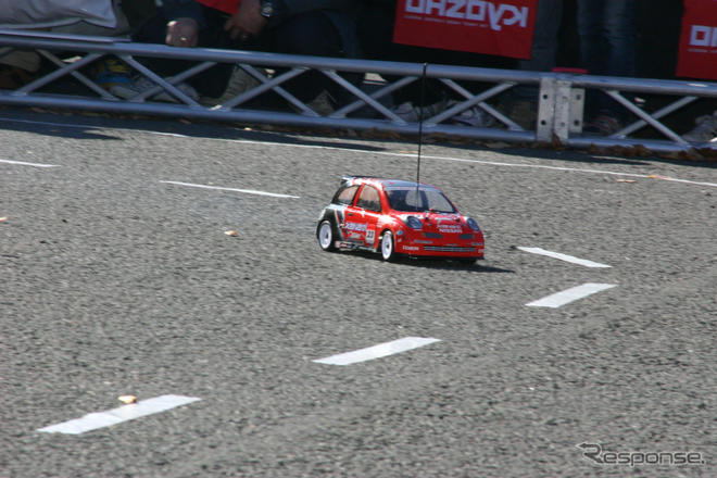 【NISMOフェスティバル08】フィリップ×トレルイエの熱いバトル！---京商