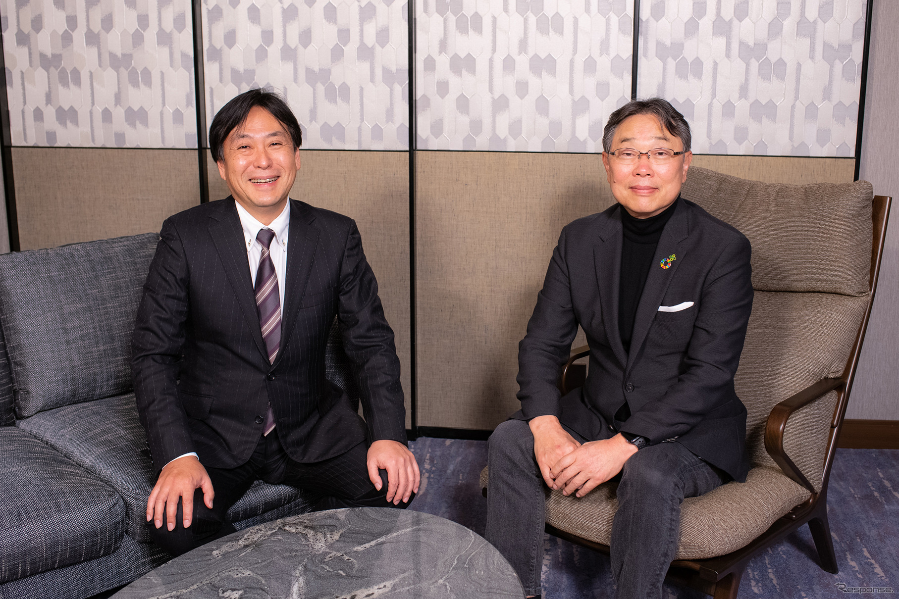 HERE Japan 高橋明宏 代表取締役社長（左）とジオテクノロジーズ 杉原博茂 代表取締役社長 CEO（右）