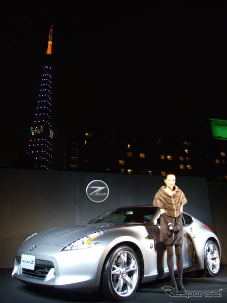 【日産 フェアレディZ 新型発表】写真蔵…東京タワーとりょうと