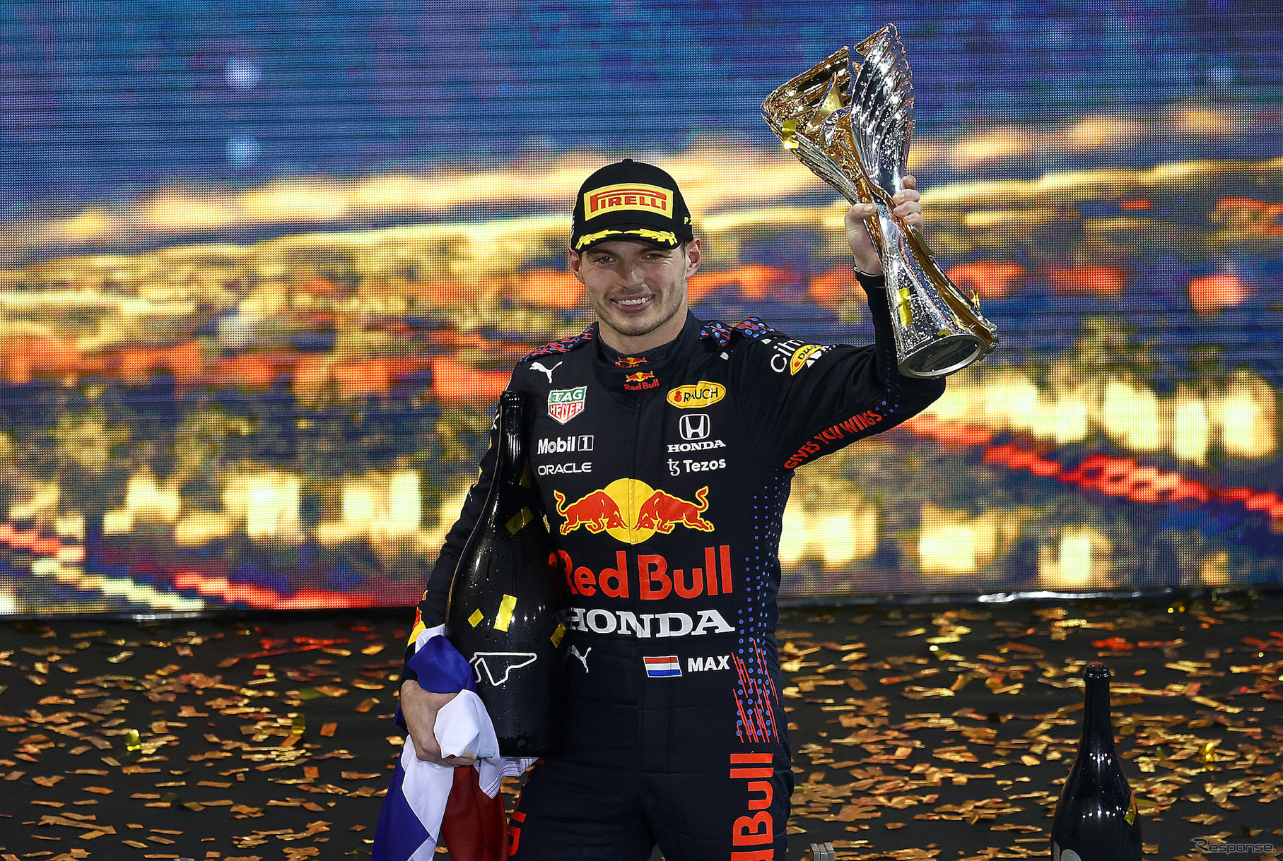2021年F1ドライバーズチャンピオンに輝いたマックス・フェルスタッペン（写真は同年最終戦アブダビGP）。