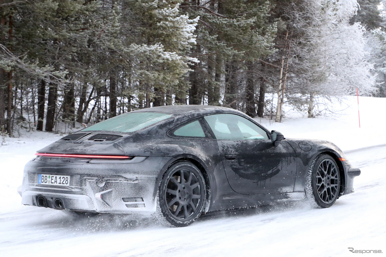 ポルシェ 911 改良新型プロトタイプ（スクープ写真）