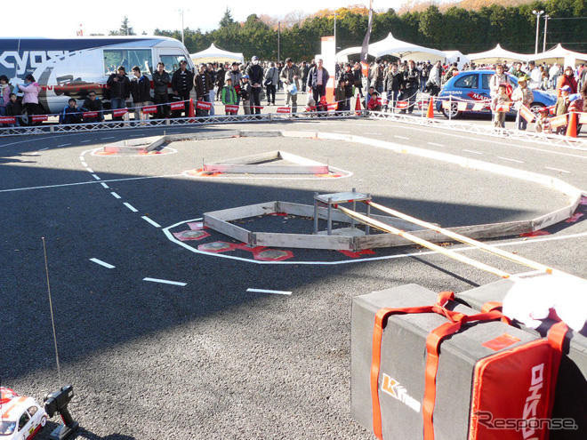 【NISMOフェスティバル08】京商ラジコンカー対決にレスポンス参戦！