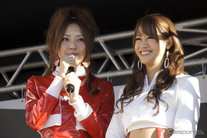 【NISMOフェスティバル08】レースクイーン写真蔵…MOTUL＆AUTECH