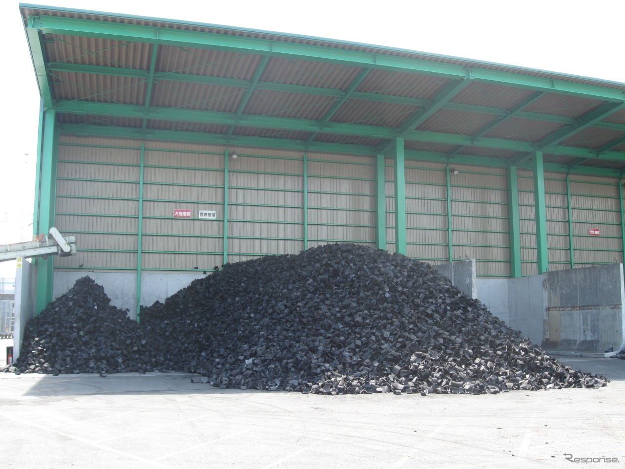 中間処理をしたゴムチップ