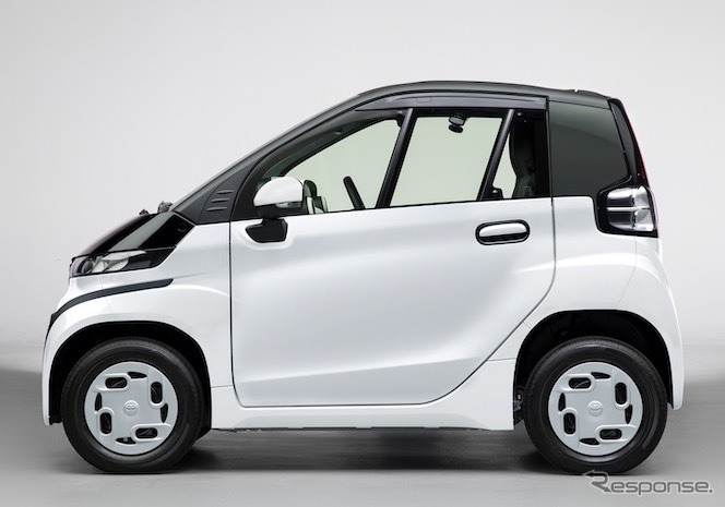 トヨタC+pod