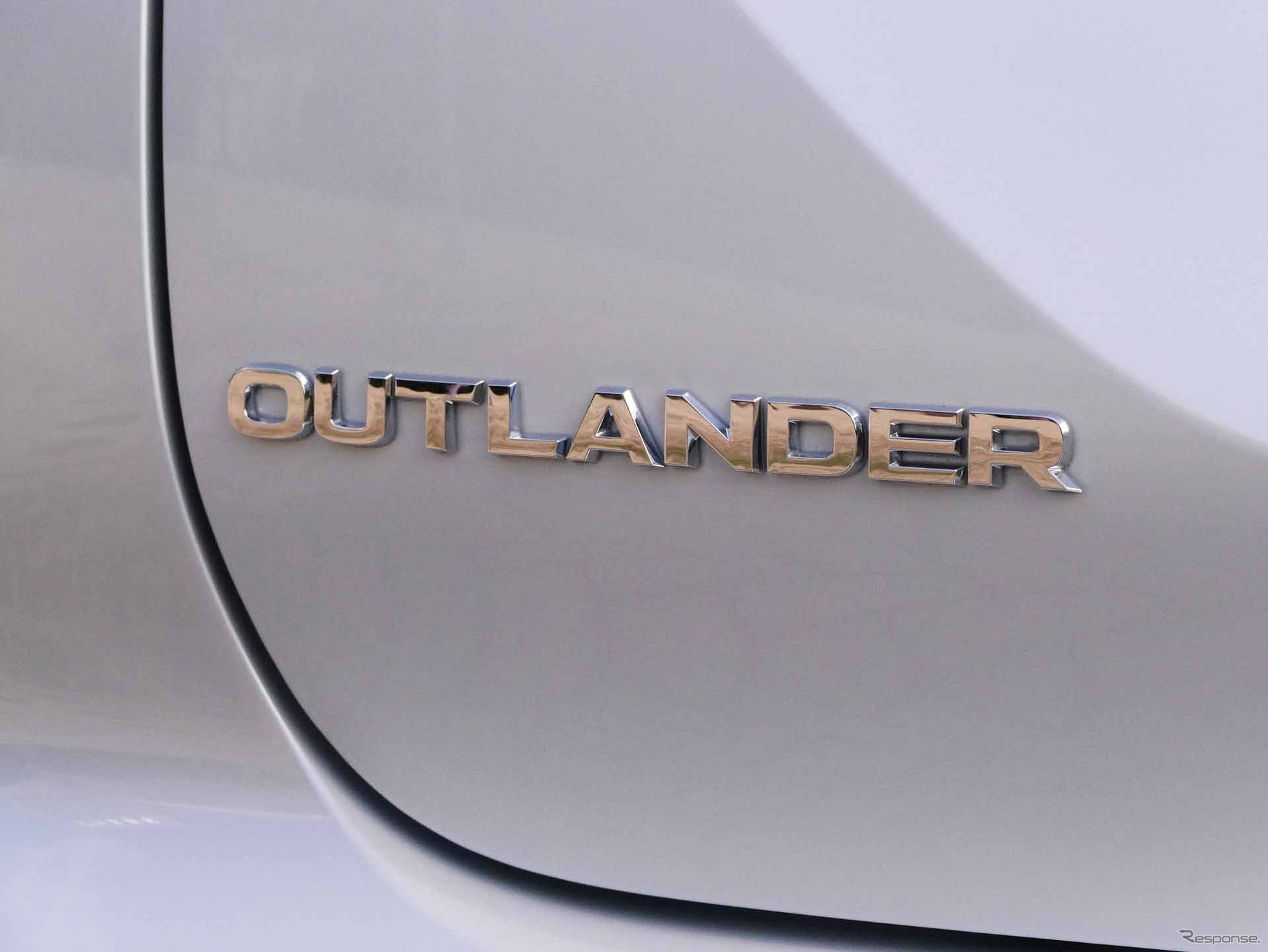 三菱 アウトランダー PHEV 新型