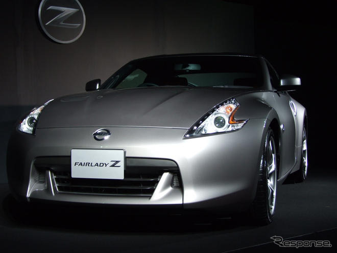 【日産 フェアレディZ 新型発表】先々代以前からの買い替えは期待薄