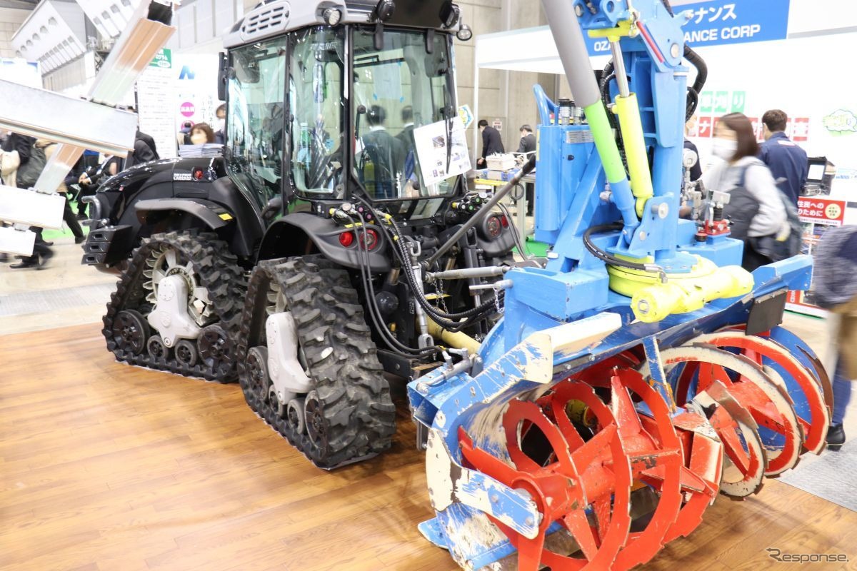 海外でｈ平地に展開するので、このような装備の除雪システムは不要だという