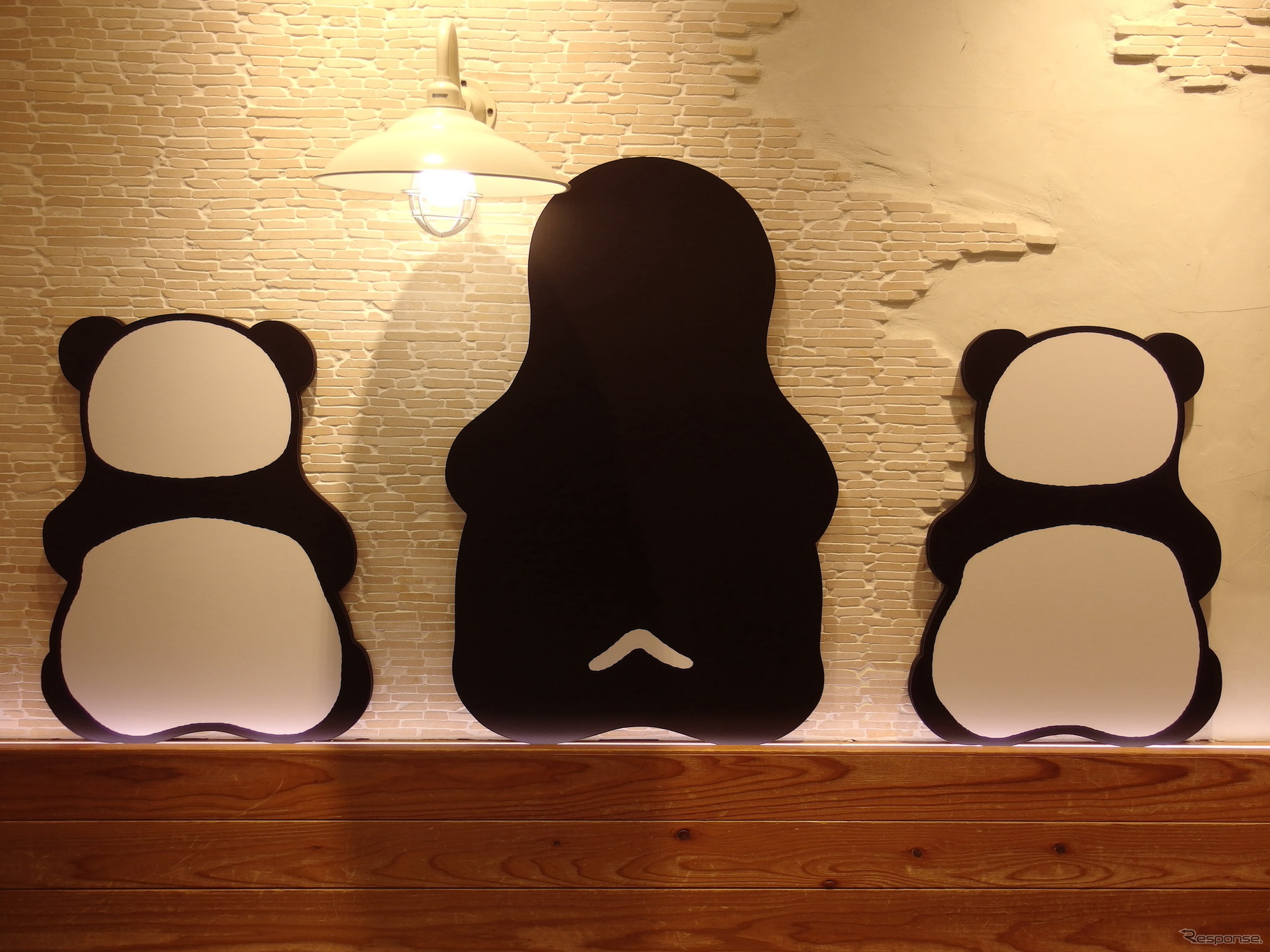 Suicaのペンギン×ハミングカフェbyプレミィ・コロミィ：店内　(c) Chiharu Sakazaki／JR東日本／DENTSU　Suica by JR東日本
