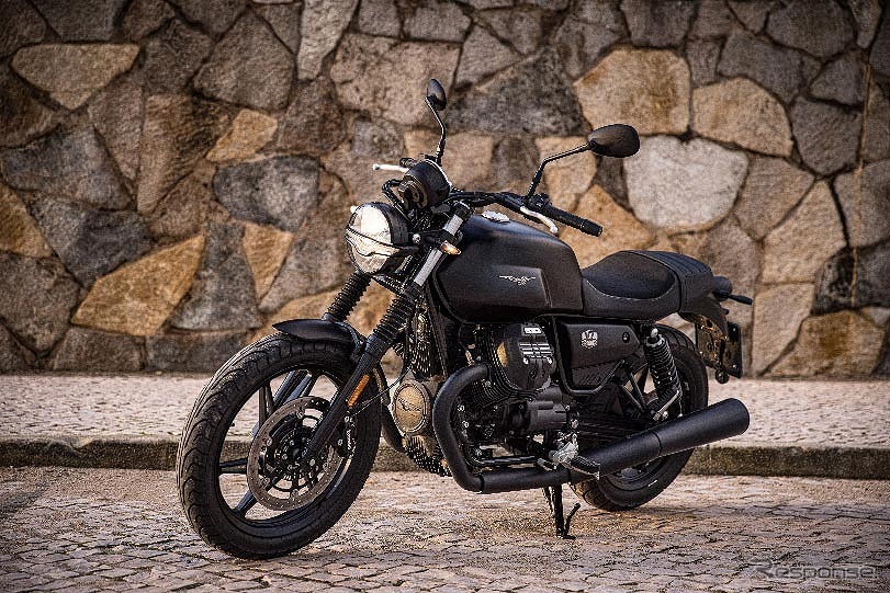 モトグッツィ V7ストーン（東京モーターサイクルショー2022出展予定）