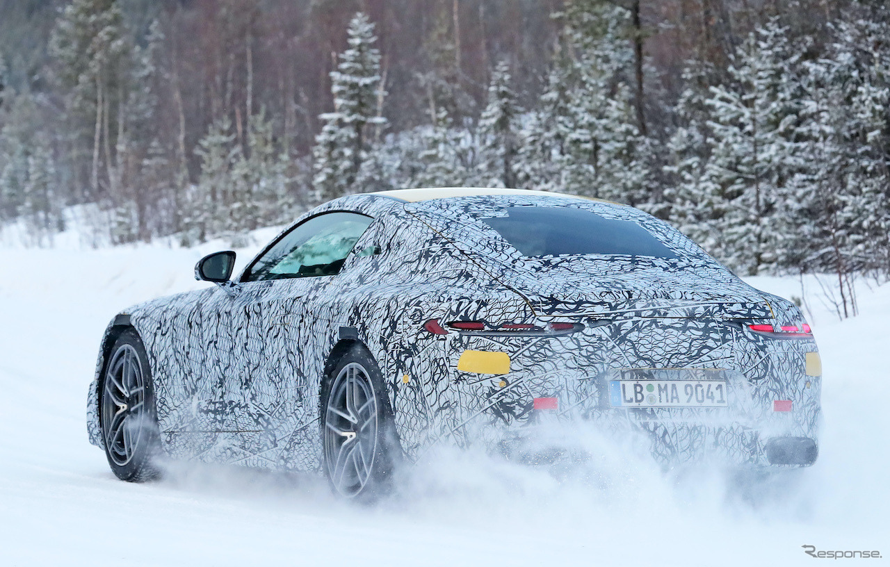 メルセデス AMG GT 次期型プロトタイプ　（スクープ写真）