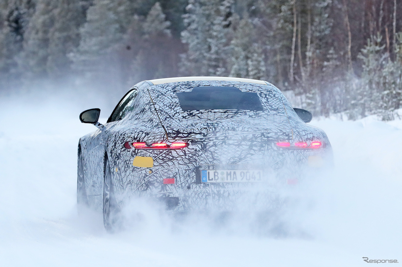 メルセデス AMG GT 次期型プロトタイプ　（スクープ写真）