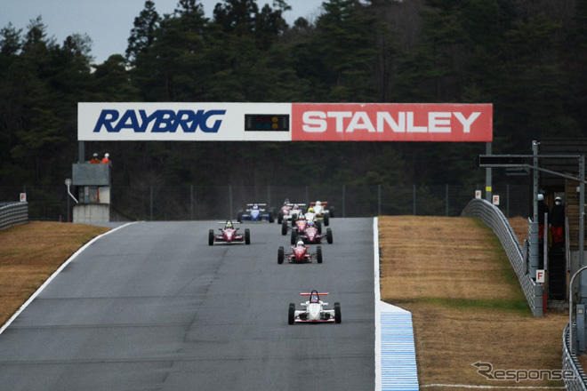 【スーパーFJ 日本一決定戦】野間選手、怒涛の追い上げで6位入賞！