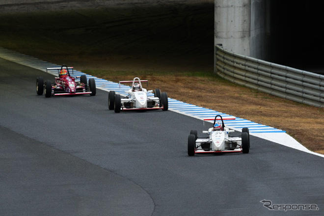 【スーパーFJ 日本一決定戦】野間選手、怒涛の追い上げで6位入賞！