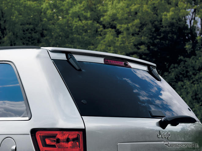 ジープ グランドチェロキー 09年モデル発売…ハイパフォーマンスのSRT8も設定