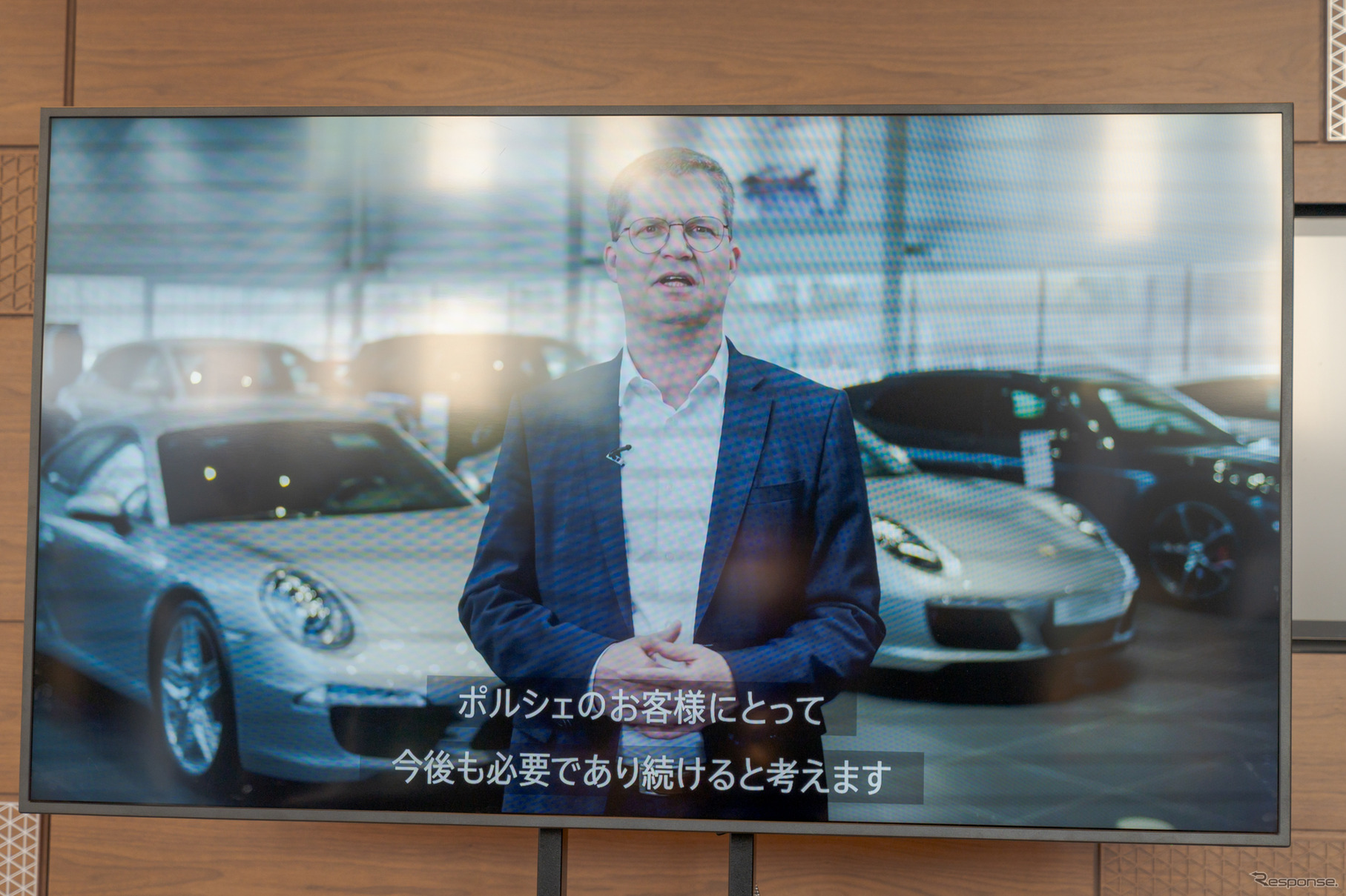 ポルシェホールディングスGmbHの取締役ライナー・シュロール氏はビデオレターでコメントした。