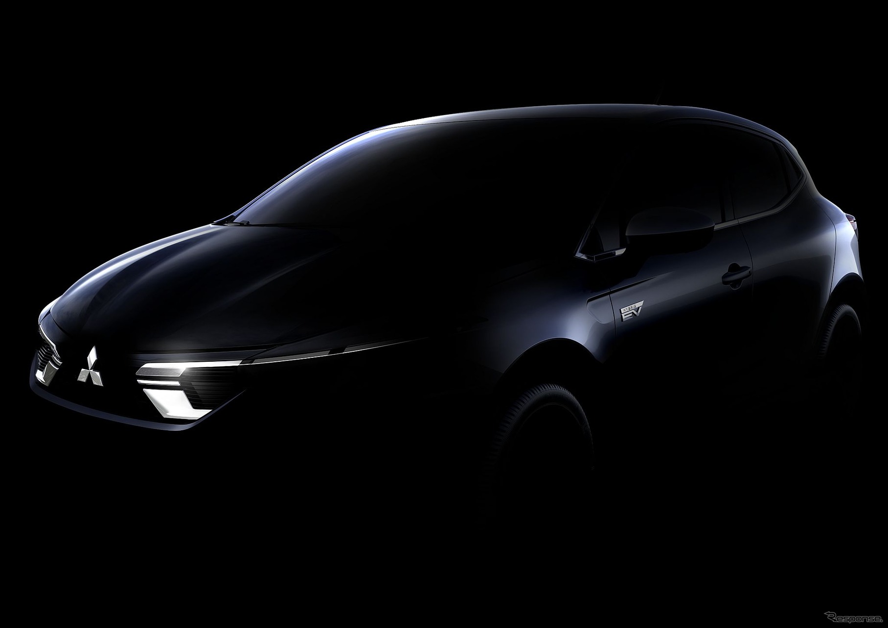 三菱 コルト 新型のティザー写真