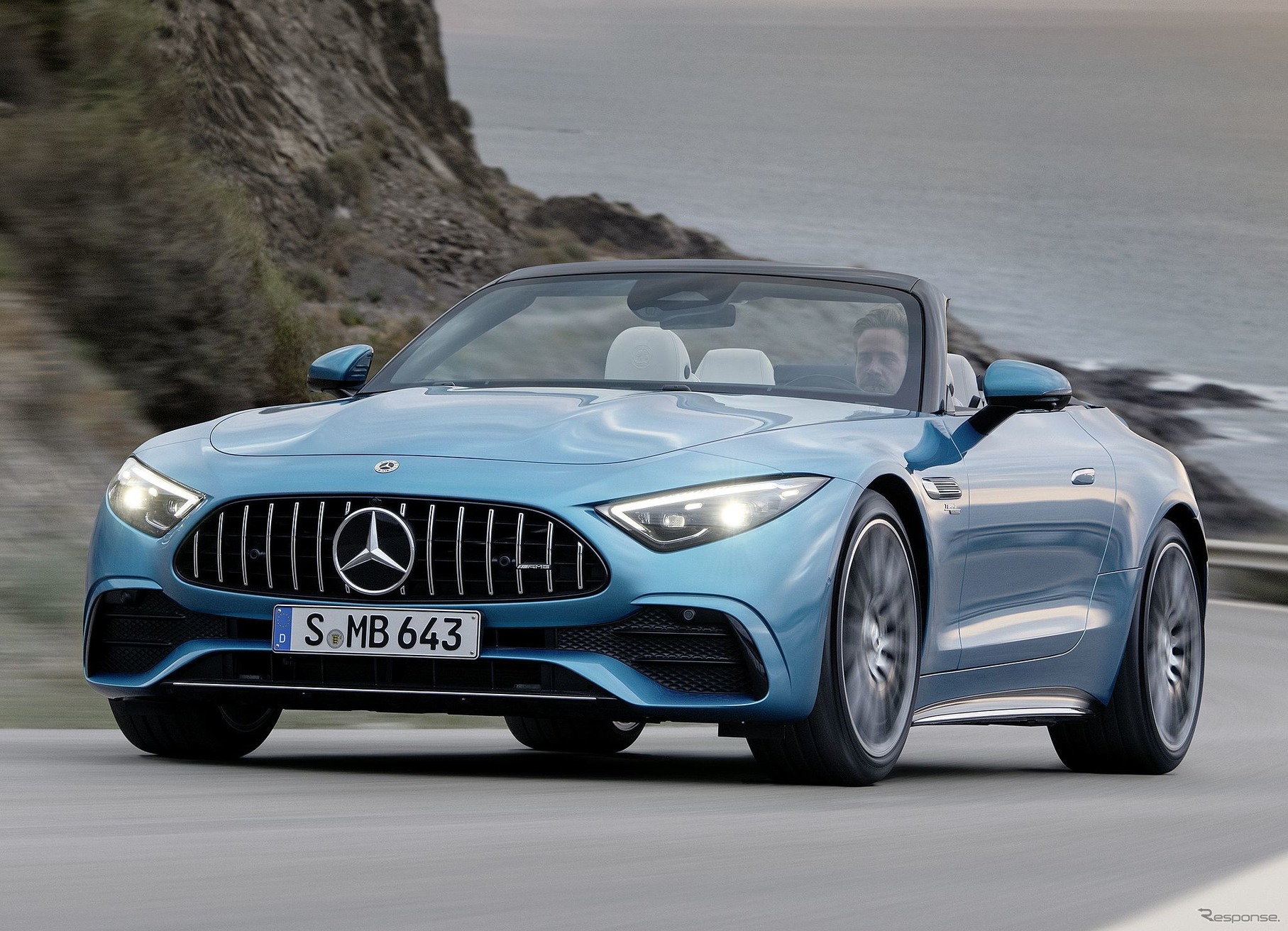 メルセデスAMG SL43