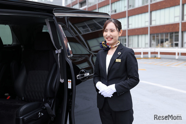 プランナー（乗務員兼観光ガイド）