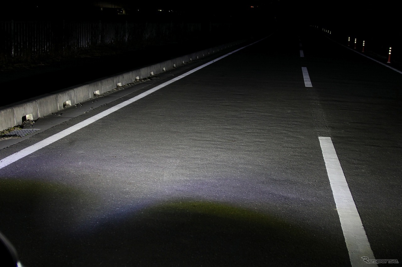 LEDフォグバルブ S2800GS（白色光）