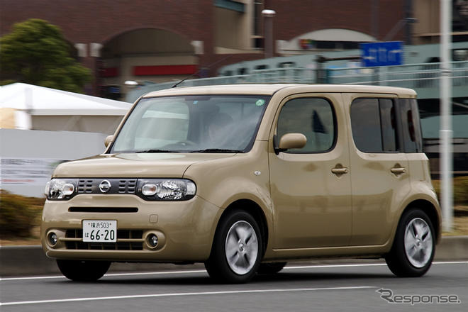 【日産 キューブ 新型】フットワークもピースフル