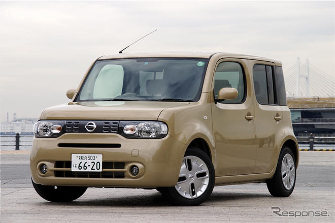 【日産 キューブ 新型】フットワークもピースフル
