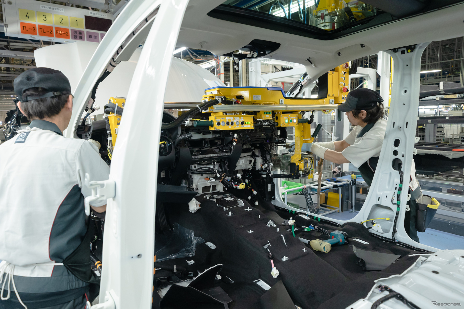 マツダCX-60生産開始（防府第2工場）