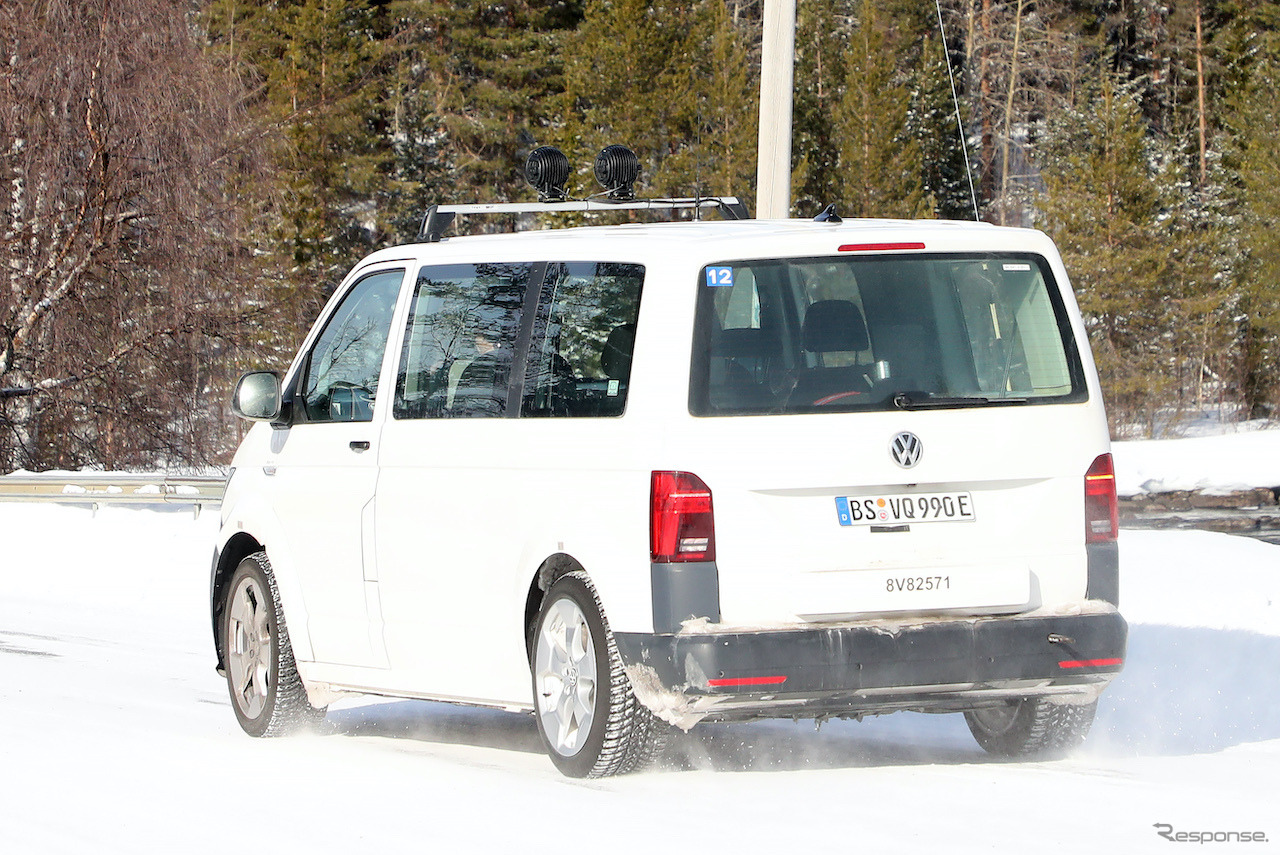 VW ID.Buzz ロングタイプの開発車両（スクープ写真）