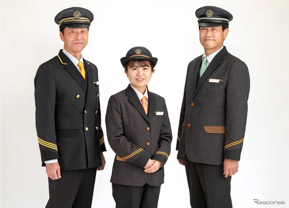 箱根登山バスの制服。基本的な仕様は鉄道用と同じ。