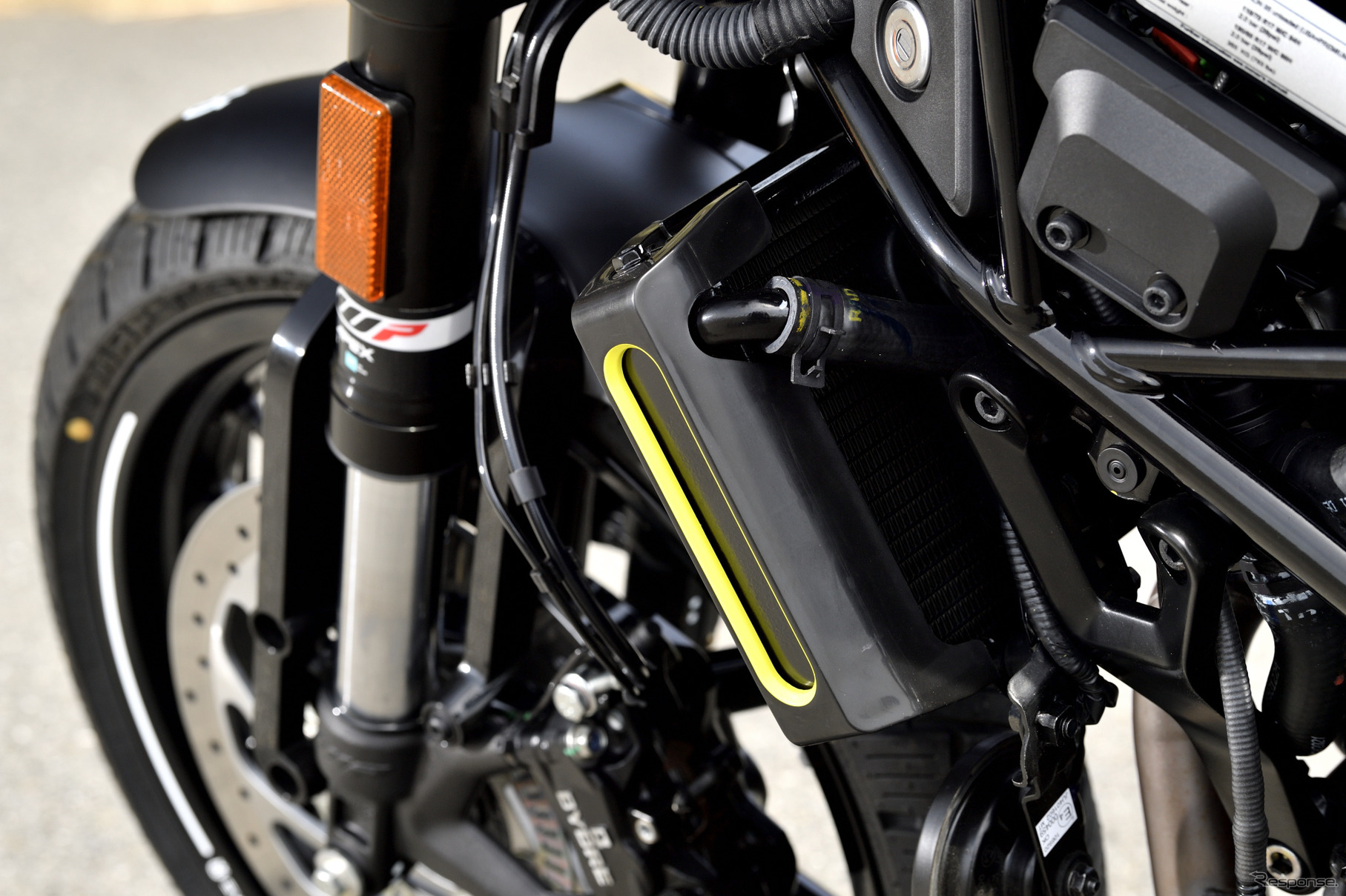 ハスクバーナ スヴァルトピレン250