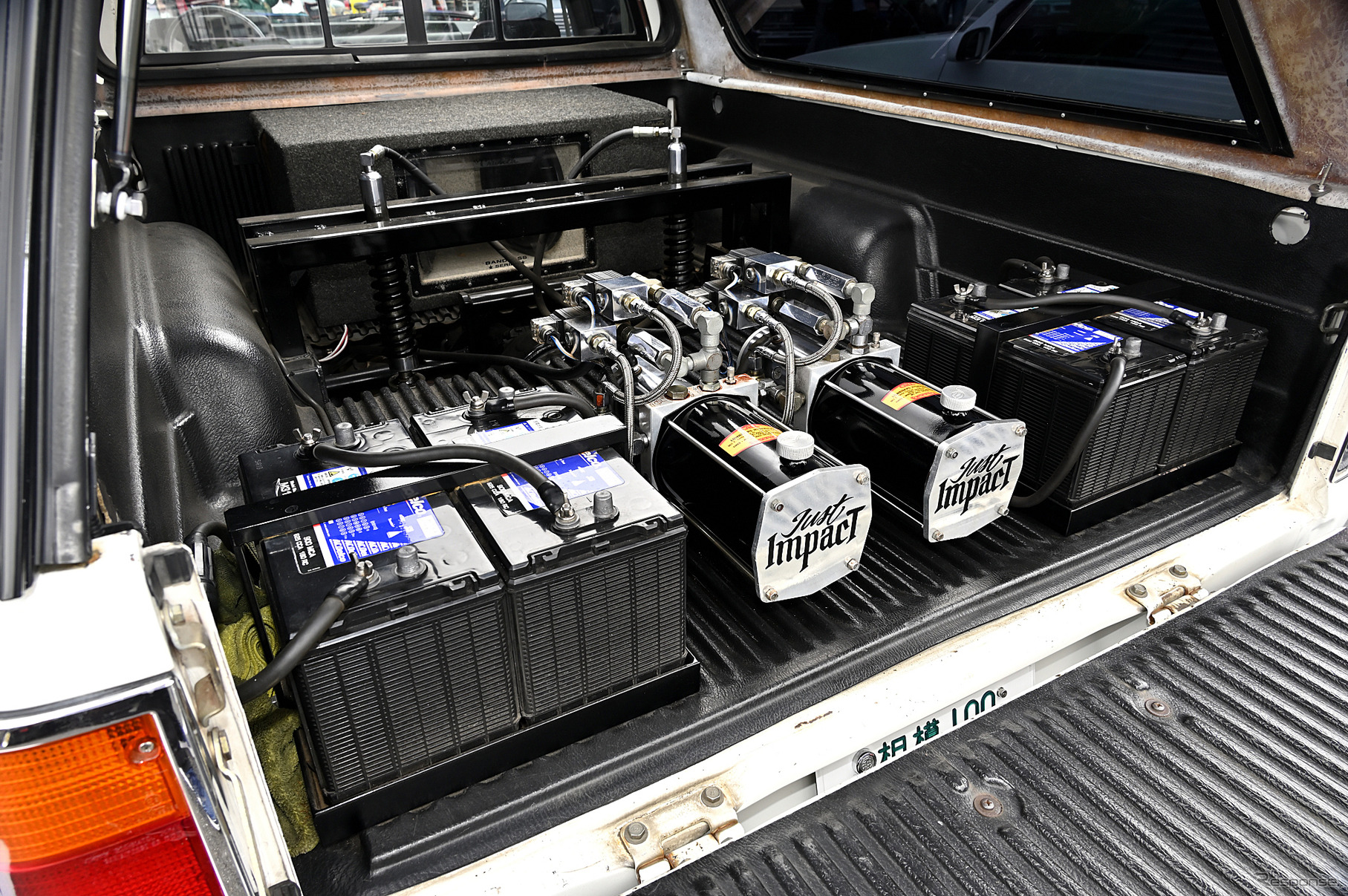 インパクト大なアメリカンSUVカスタムの世界…34th MOONEYES Street Car Nationals