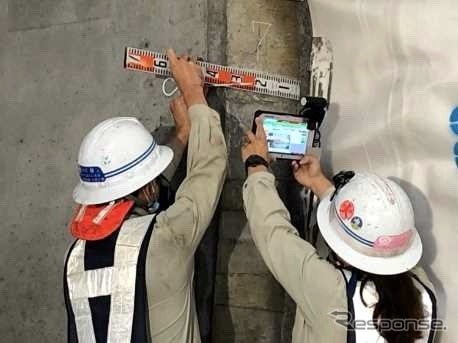 遠隔臨場が可能な現地立会の例：トンネルの覆工厚さの確認