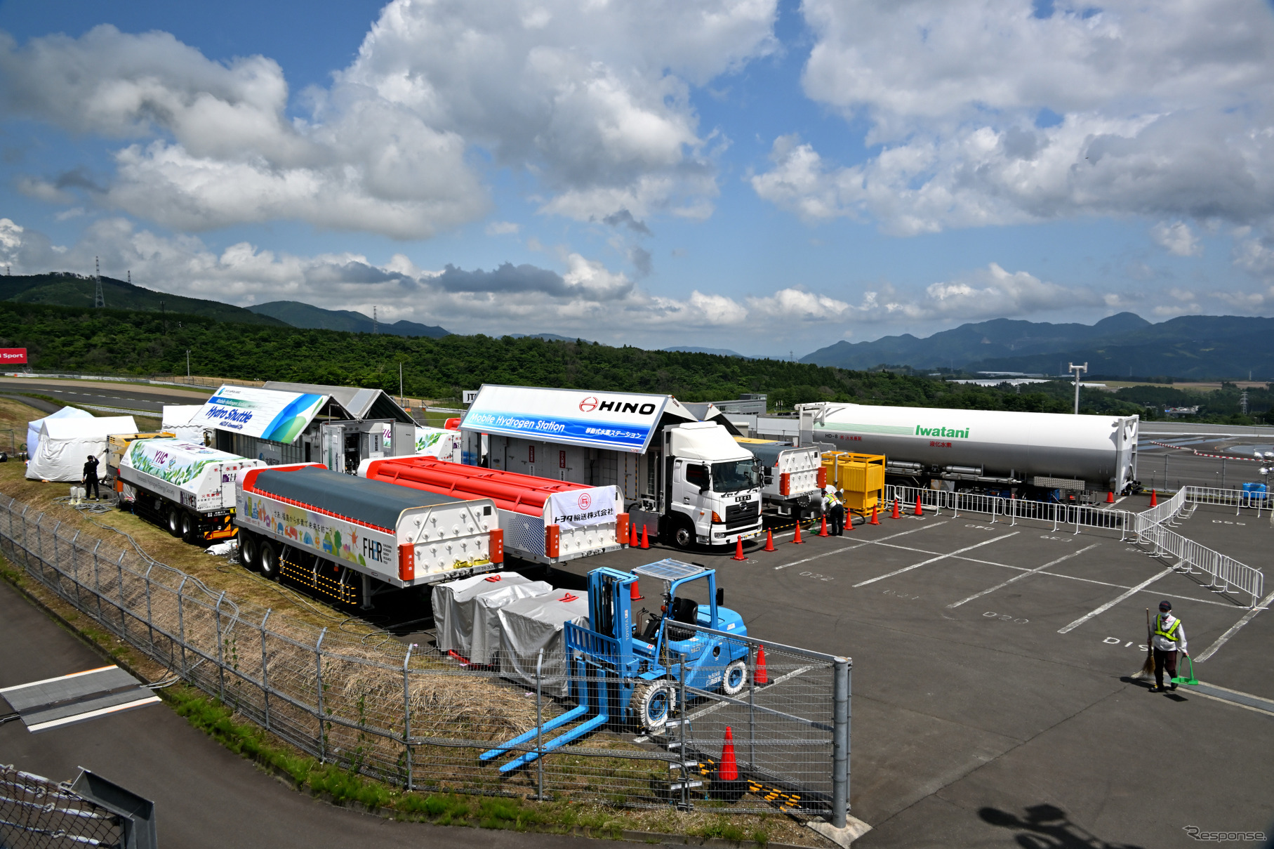 トヨタGAZOOレーシング・ルーキーレーシング・水素カローラ