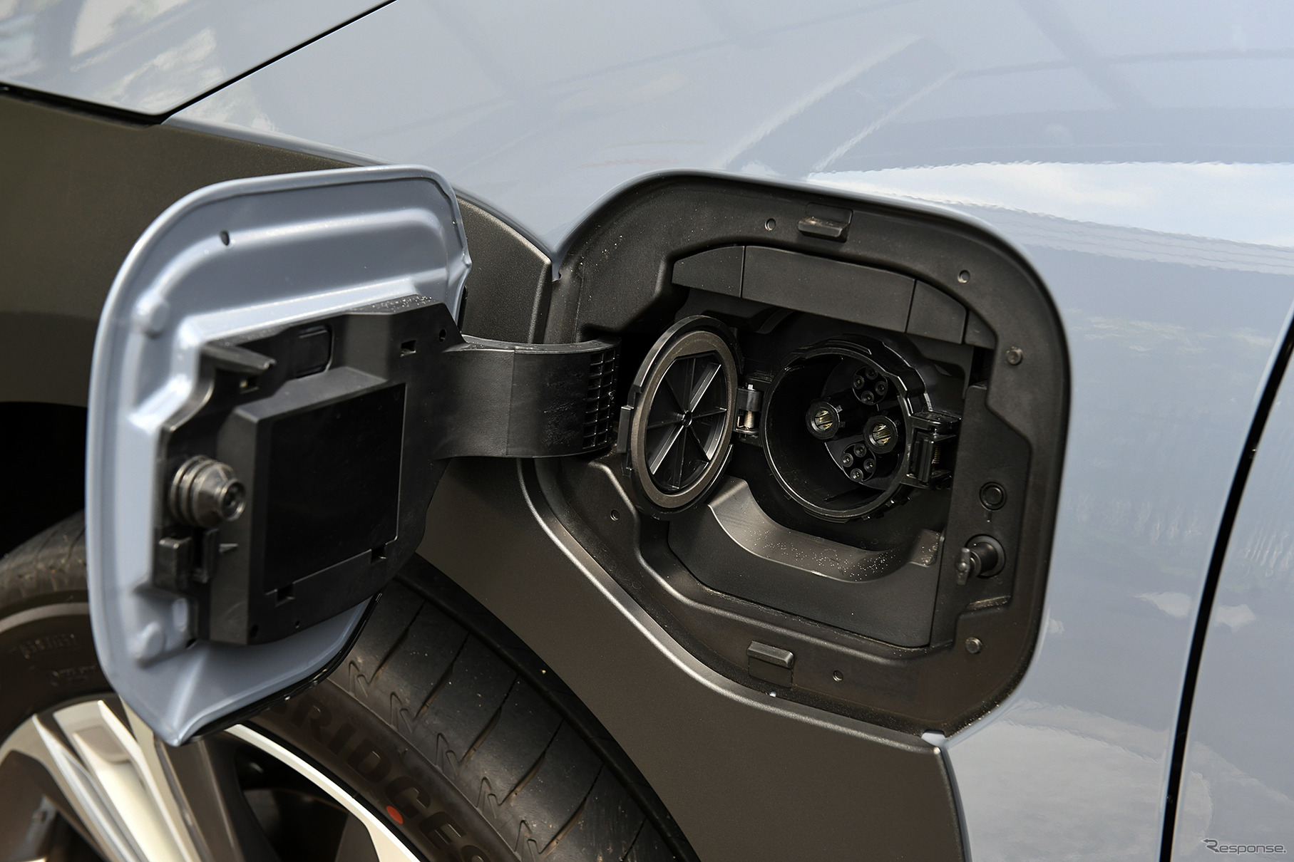 スバル ソルテラ