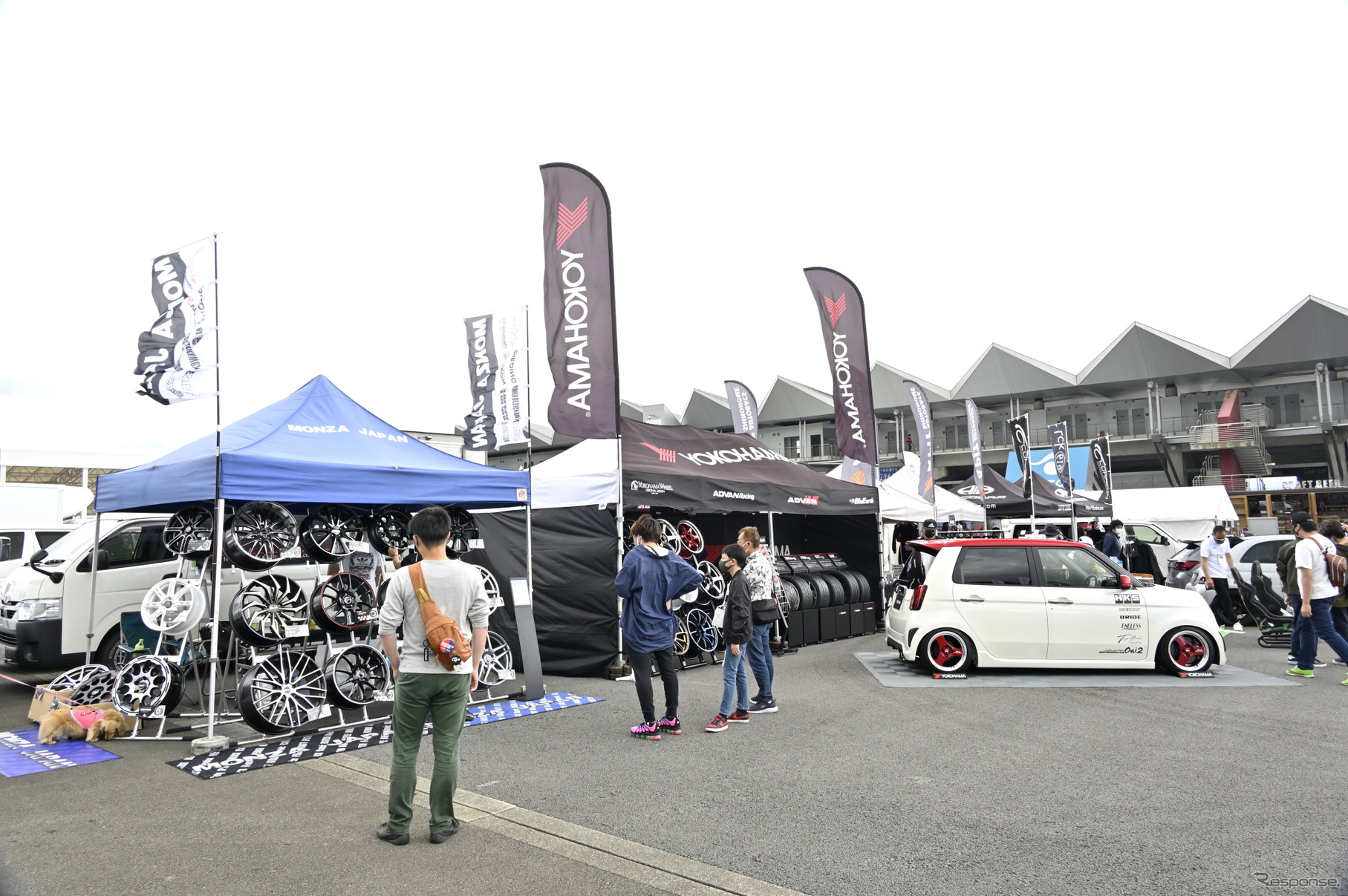 NAPAC加盟メーカーの展示