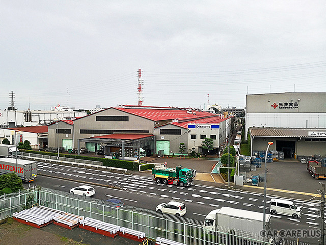 プロ御用達だけど、フロントにはクルマに詳しくないスタッフ？…気軽に入店できる秀和自動車興業