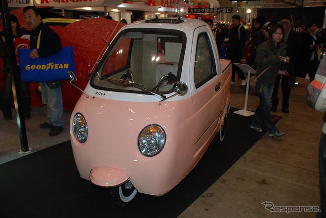 【東京オートサロン09】女性が思わず「かわいい」と叫んだ小型三輪車