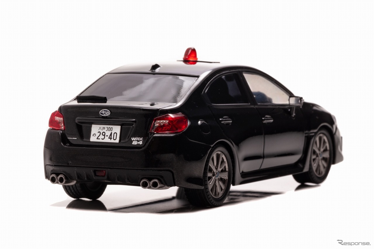 スバル WRX S4 2.0GT Eye Sight 2018 青森県警察交通部交通機動隊車両（覆面 黒・1/43スケールモデル）