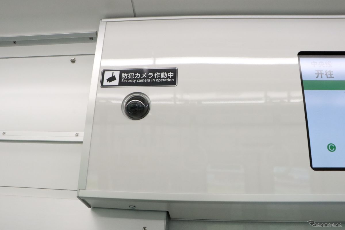 搭載されている車内防犯カメラ。