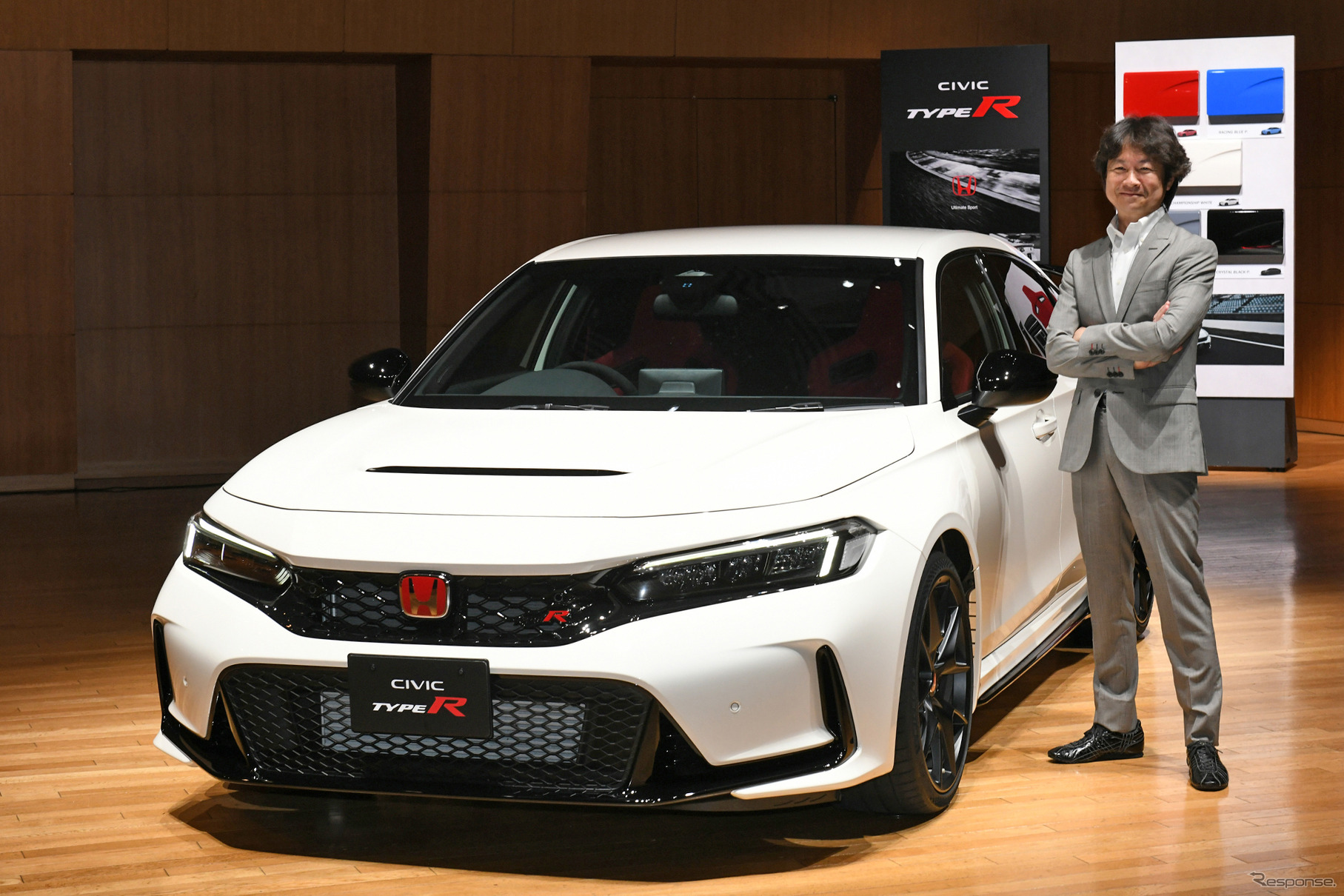 ホンダ シビックタイプR 新型と開発責任者の柿沼秀樹氏