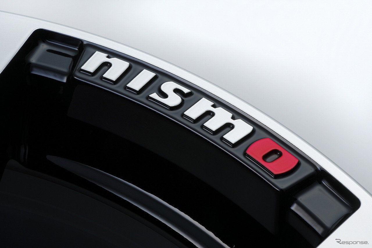 リム部には鮮やかなNISMOロゴ